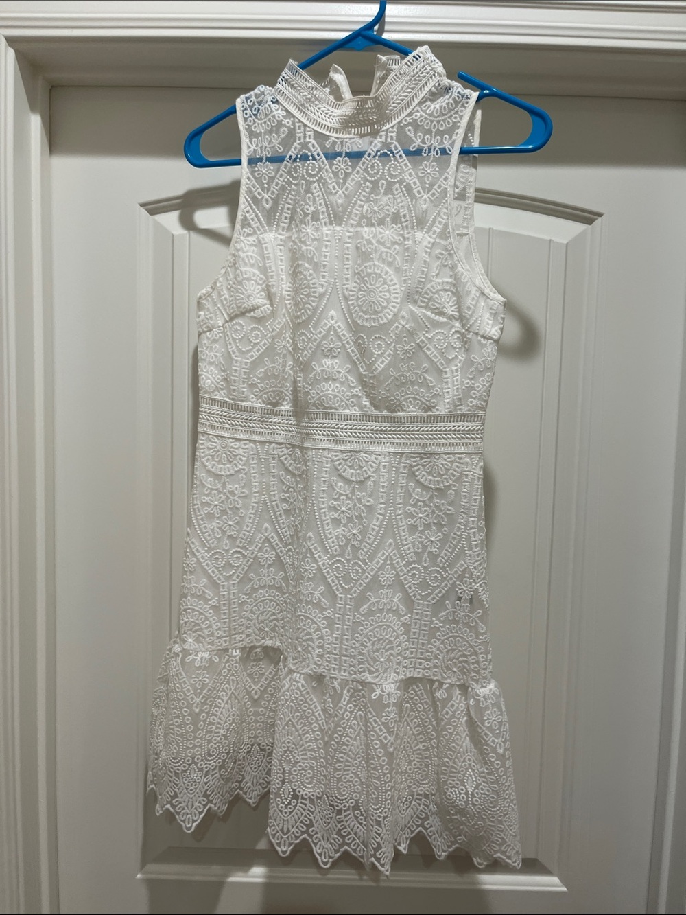 SHEIN White Lace High-Neck Formal Dress for Women